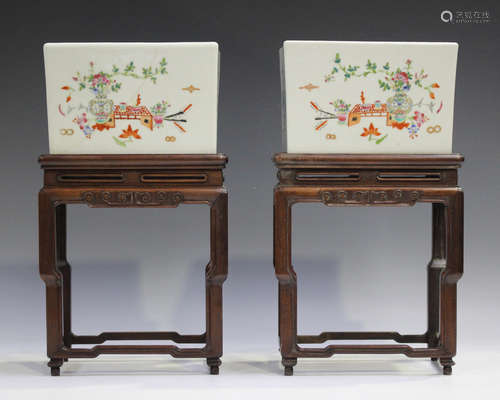 A pair of Chinese famille rose enamelled porcelain planters,...