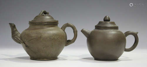 A Chinese Yixing stoneware teapot, inner strainer and cover,...