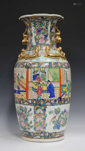 A Chinese Canton style porcelain vase, modern, decorated wit...