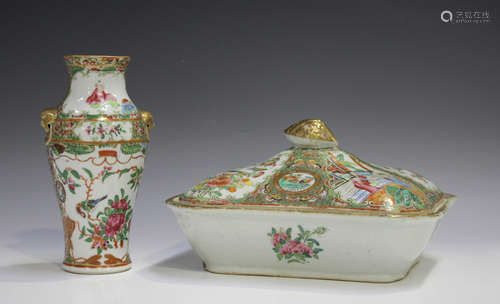 A Chinese Canton famille rose porcelain vase, mid to late 19...