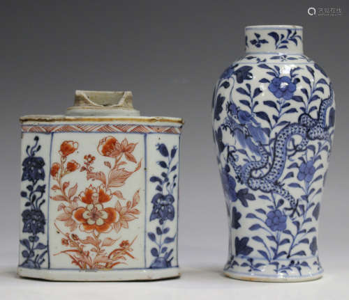 A Chinese Imari export porcelain tea caddy, Kangxi period, p...