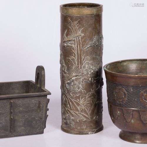 A lot comprising (3) various bronze vessels, China, 20th cen...