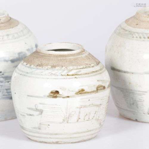 A lot comprising (3) Swatov ginger jars, ca. 1850 - 1880.