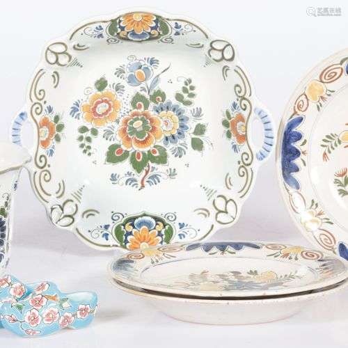 A lot of various earthenware items, Holland and France, 20th...