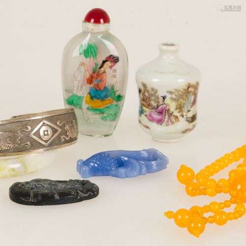 A lot miscellaneous comprising (2) snuff bottles and (jade) ...