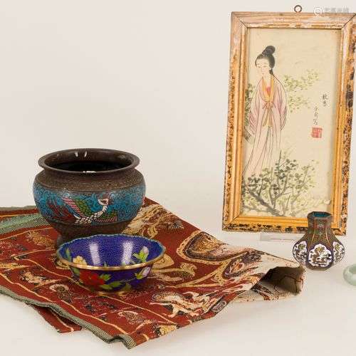 A lot of various Asian items including cloisonné and a Thang...