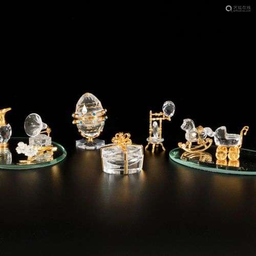 (13) piece lot of Swarovski miniatures.