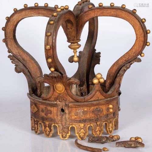 A wood baldachin / canopy ornament in the shape of a Royal c...