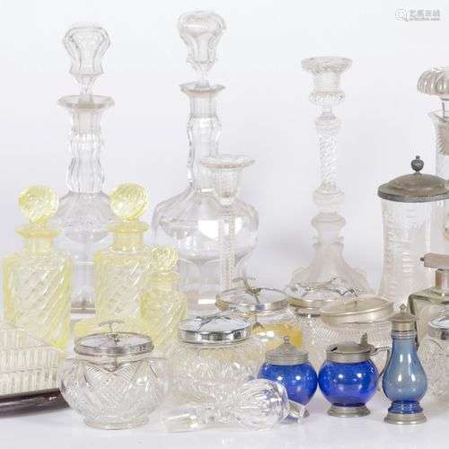 A large lot with various glassware, 20th century.