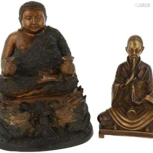 A lot with (2) bronze Buddhas, after antique examples.