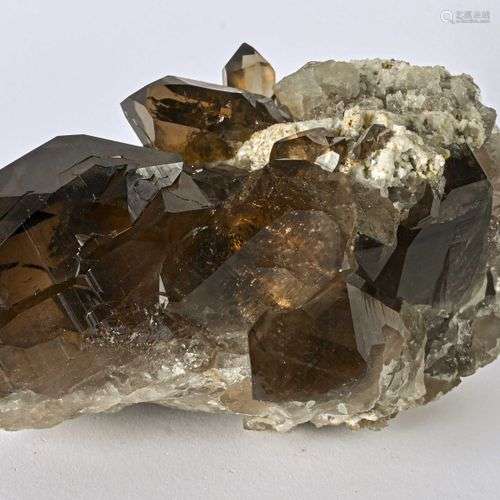 MAGNIFIQUE QUARTZ PEIGNE MT BLANC (18cm)