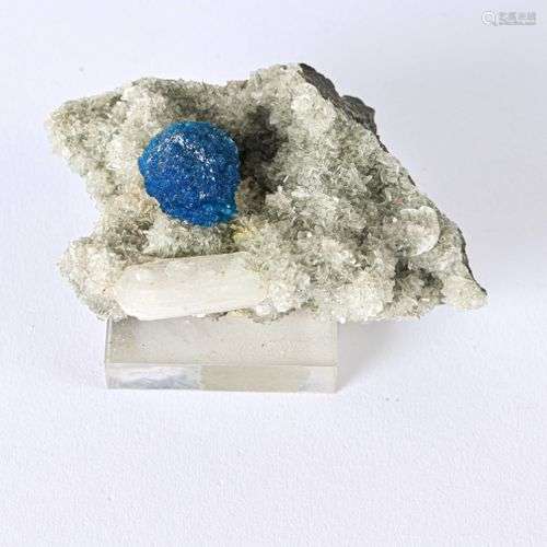 CAVANSITE INDE (8cm)