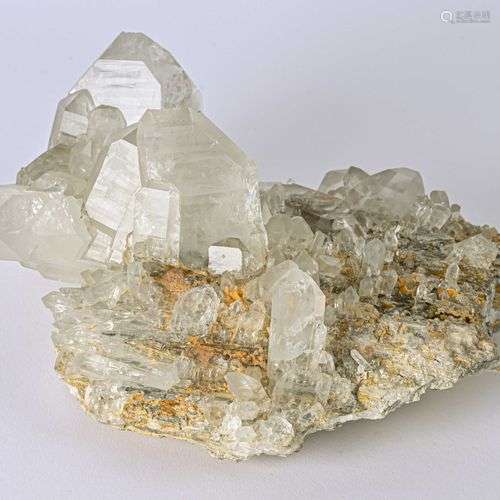 MAGNIFIQUE QUARTZ PEIGNE BEAUFORTIN (26cm)