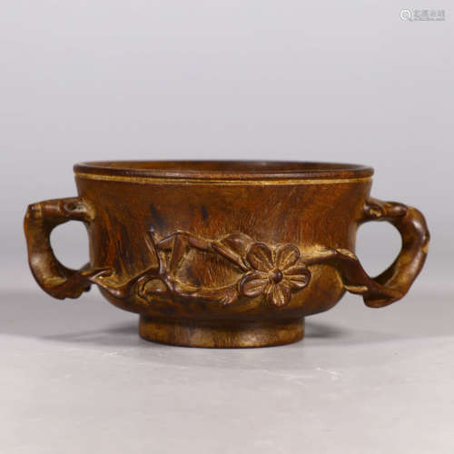 An Eaglewood Pine And Plum Blossom Double-Eared Cup