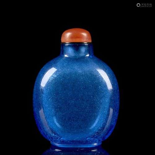 TABATIÈRE EN VERRE BLEU, Chine, dynastie Qing, XVIIIe-XIXe s...