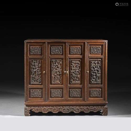 CABINET EN BOIS (JICHIMU), Chine, fin du XIXe siècle - début...