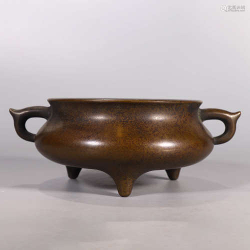 A Bronze Double-Eared Tripod Censer