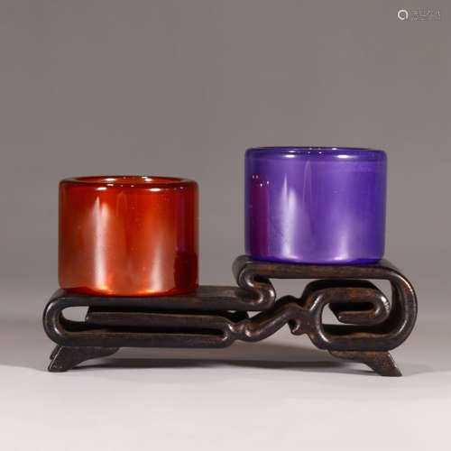 A Set Of Two Carved Glassware Thumb Rings