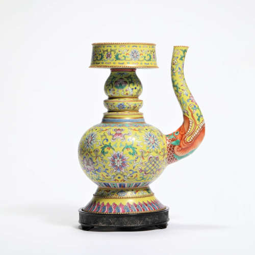 A Yellow Ground Enameled Penba Vase