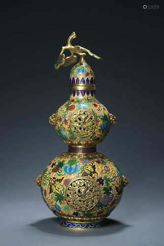 A Gilding Cloisonne Enamel Openwork Double-Gourd Shaped Vase