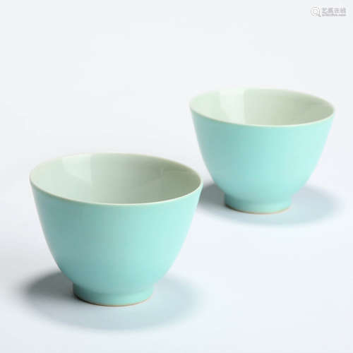 A Pair Of Blue Glaze Wine Cups