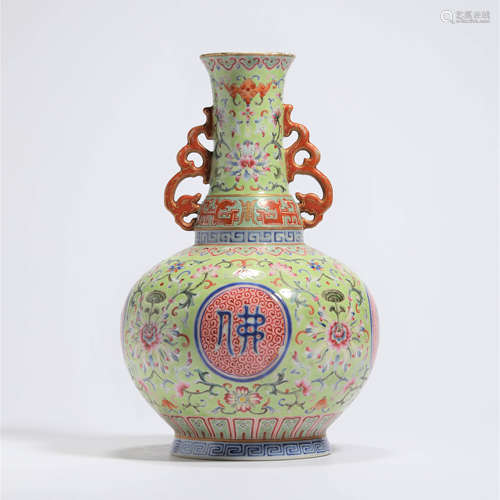 An Enamelled Chi Dragon-Eared Floral Vase