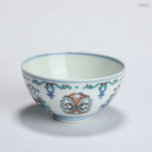 A Wucai Ruyi Pattern Bowl