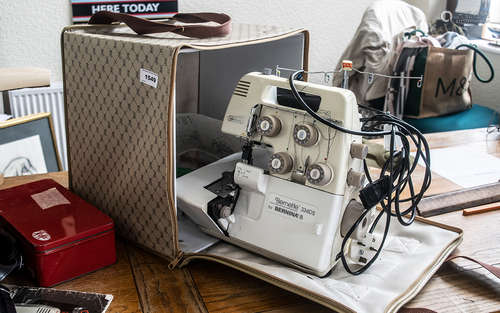 Sewing Machine Bernette 334DS, with overlocker, in carry cas...