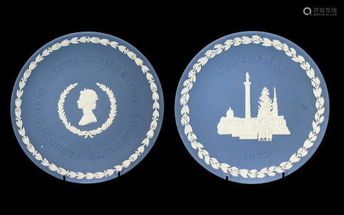 Wedgwood Blue Jasper Early Christmas Plate, second year of c...