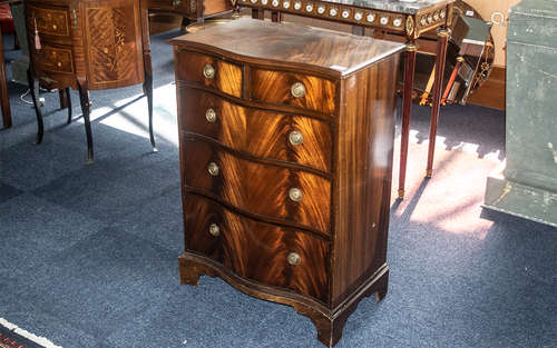 A Small Mahogany Reproduction Serpentine Fronted Chest, of p...