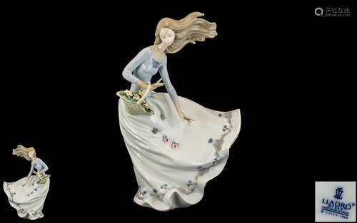 Lladro Tall and Impressive Hand Painted Porcelain Figure ' P...