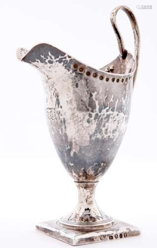 A George III silver cream jug, helmet shaped, 14.5cm h, make...
