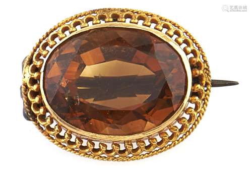 A Victorian gold and citrine brooch, 3g