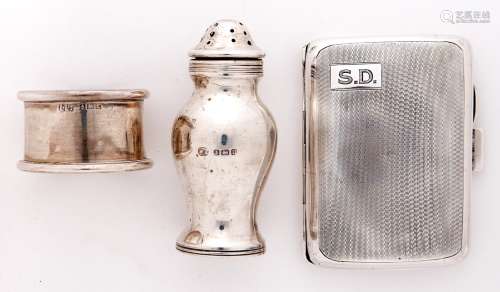A George V silver lady's cigarette case, engine turned, 79mm...