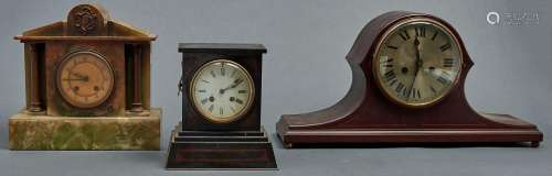 A Victorian green onyx mantel clock, c1880, architectural pe...