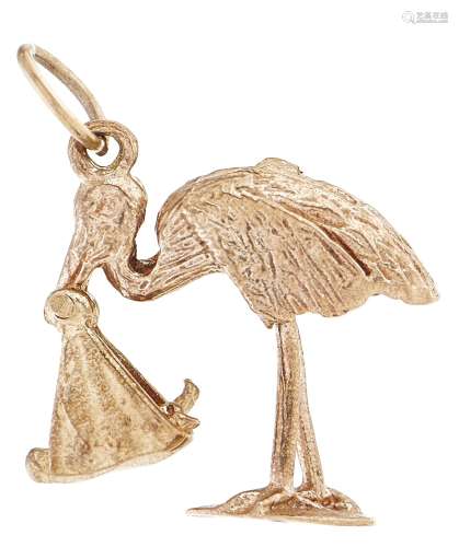 A gold stork charm, 3.3g