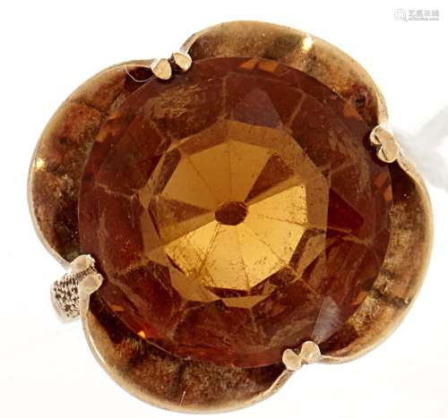 A citrine ring, in gold marked 9ct, 6.8g, size N,