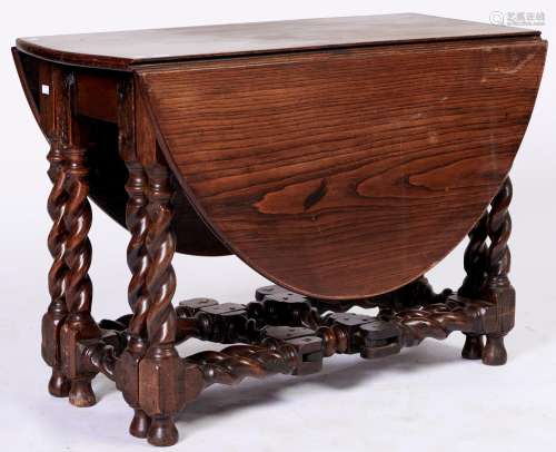 A Victorian oak gateleg table on spiral turned base, 74cm h ...