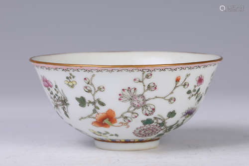 A Famille Rose Floral Porcelain Bowl