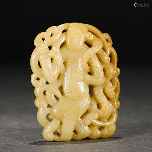 A Carved Archaistic Jade Belt Buckle