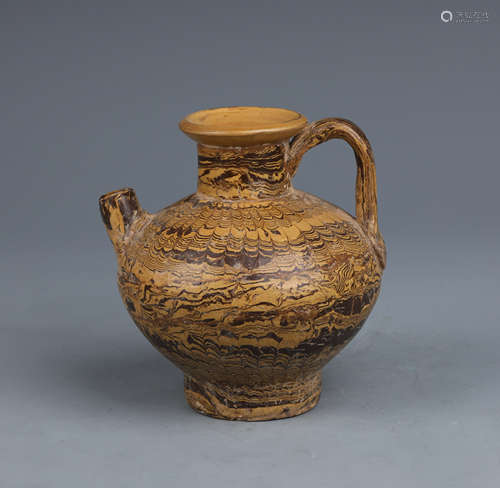 A Yellow Glaze Pottery Pot