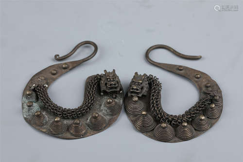 A Pair of Silver Eardrops