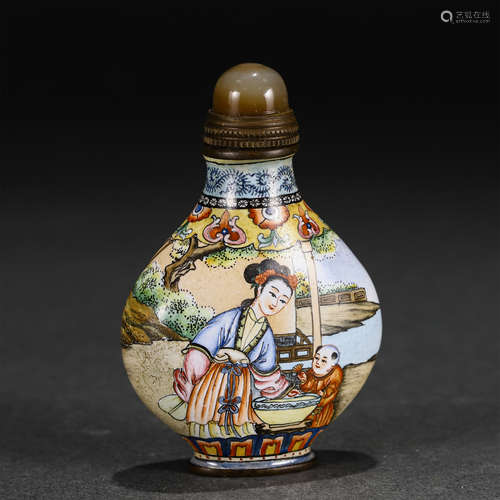 A Painted-Enamel Figural Snuff Bottle