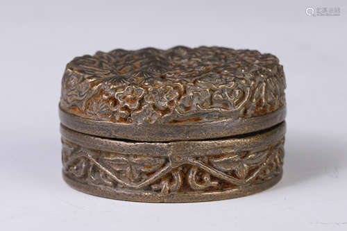 An Carved Bronze Circular Pomander Box