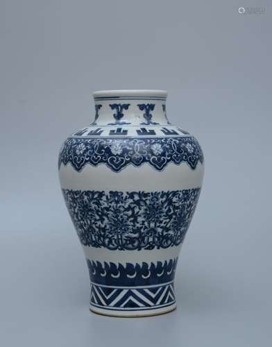 Qing Dynasty Blue and White Vase with Floral Pattern