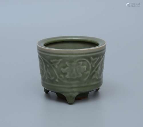 Longquan Ware Cencer with Plum Green Glaze