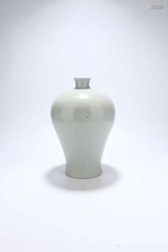 chinese white glazed porcelain meiping