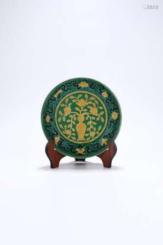 chinese sancai porcelain dish