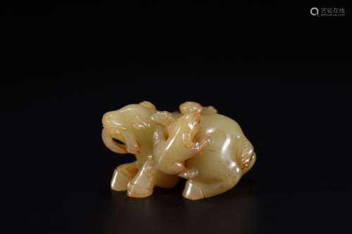 chinese hetian yellow jade carving
