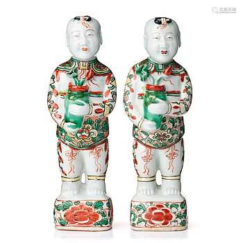 Figuriner, ett par, porslin. Qingdynastin, Kangxi (1662-1722...